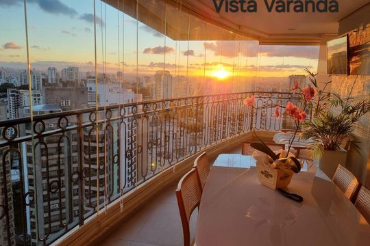 Apartamento à venda com 4 quartos, 200m² em Santana, São Paulo