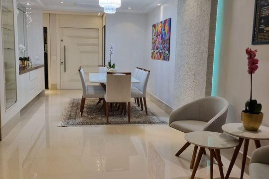 Apartamento à venda com 4 quartos, 200m² em Santana, São Paulo