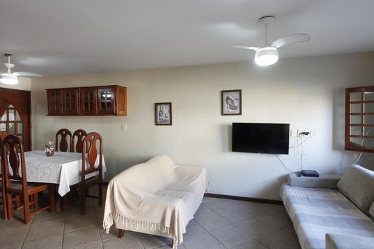 Casa de Condomínio para alugar com 3 quartos, 90m² em Braga, Cabo Frio