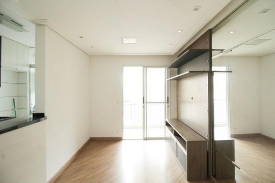 Sala de apartamento para alugar com 2 quartos, 50m² em Jardim Iris, São Paulo