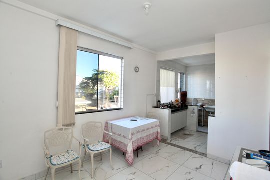 Sala de apartamento à venda com 2 quartos, 90m² em Eldorado, Contagem