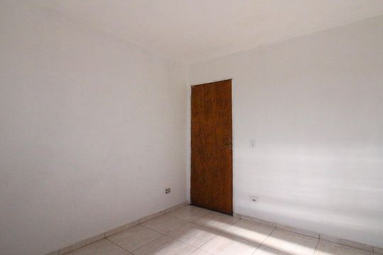 Casa para alugar com 2 quartos, 55m² em Jardim Rodolfo Pirani, São Paulo