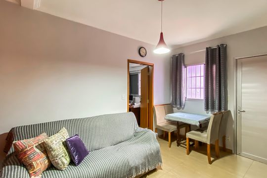 Casa à venda com 5 quartos, 198m² em Parque Cisper, São Paulo