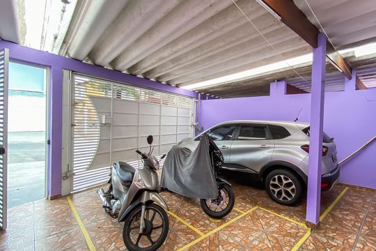 Garagem de casa à venda com 5 quartos, 198m² em Parque Cisper, São Paulo
