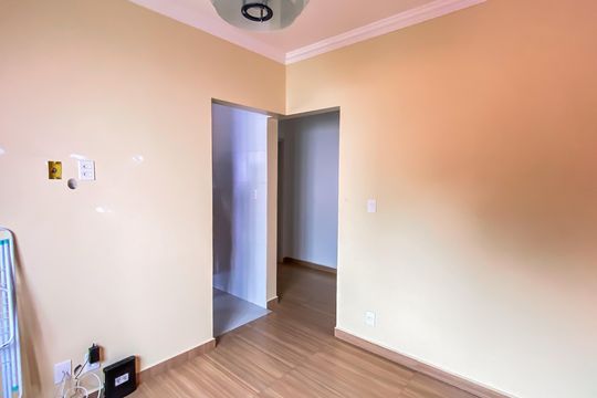 Sala da casa 4 de casa à venda com 5 quartos, 198m² em Parque Cisper, São Paulo