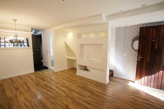Sala de casa à venda com 3 quartos, 96m² em Freguesia (jacarepaguá), Rio de Janeiro