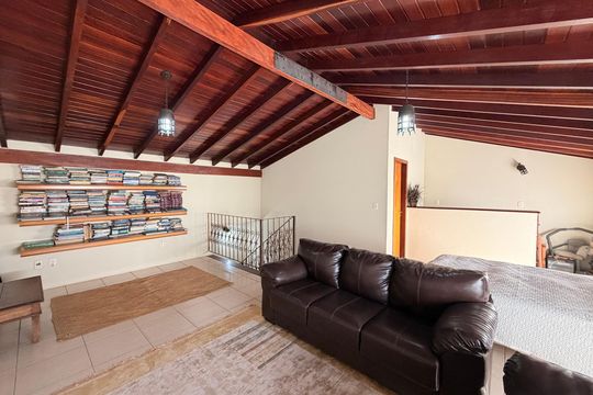 Sótão de casa de condomínio à venda com 3 quartos, 360m² em Chácara Malota, Jundiaí
