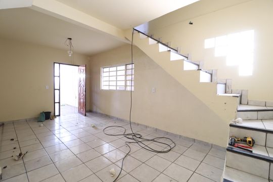 Sala de casa para alugar com 4 quartos, 280m² em Marta Helena, Uberlândia