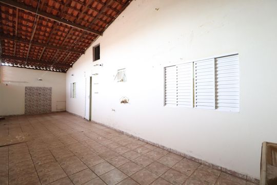 Área de Serviço de casa para alugar com 4 quartos, 280m² em Marta Helena, Uberlândia