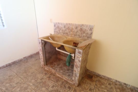 Área de Serviço de casa para alugar com 4 quartos, 280m² em Marta Helena, Uberlândia