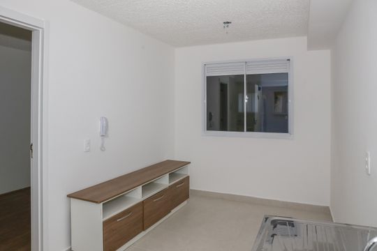 Apartamento para alugar com 1 quarto, 26m² em Parque Industrial Tomas Edson, São Paulo