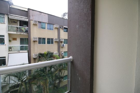 Varanda de apartamento para alugar com 2 quartos, 58m² em Jacarepaguá, Rio de Janeiro
