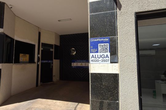 Placa de apartamento à venda com 3 quartos, 69m² em Cnb 8, Brasília