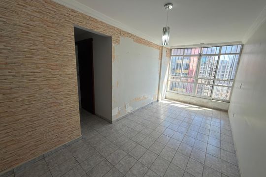 Apartamento à venda com 3 quartos, 69m² em Cnb 8, Brasília