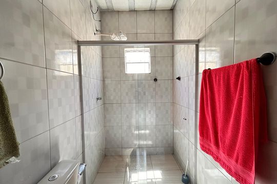 Casa à venda com 2 quartos, 240m² em Jardim Laguna, Contagem