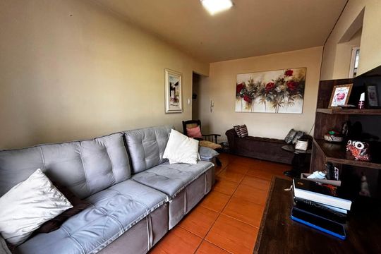 Apartamento para alugar com 2 quartos, 65m² em Humaitá, Porto Alegre