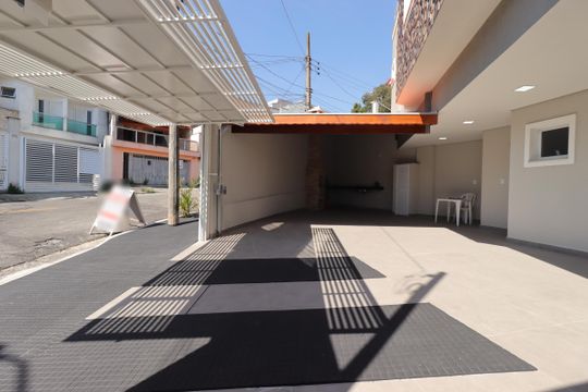 Garagem de casa à venda com 2 quartos, 140m² em Vila América, Santo André