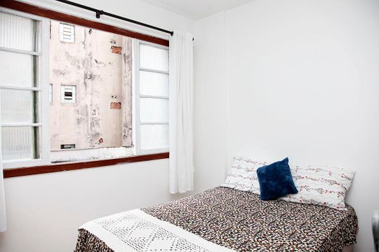 Studio - Sala / Quarto de kitnet/studio para alugar com 1 quarto, 26m² em Centro Histórico, Porto Alegre