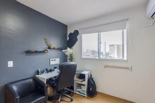 Quarto de apartamento à venda com 2 quartos, 43m² em Estância Velha, Canoas
