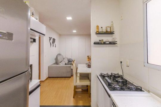 Cozinha de apartamento à venda com 2 quartos, 43m² em Estância Velha, Canoas