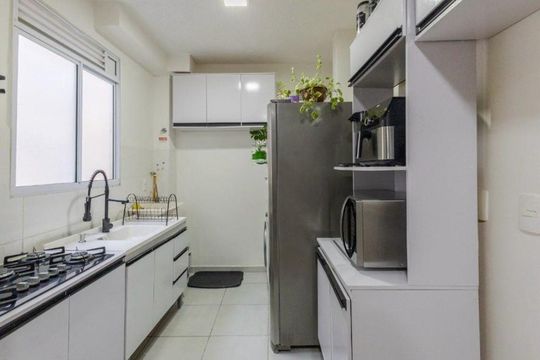Cozinha de apartamento à venda com 2 quartos, 43m² em Estância Velha, Canoas