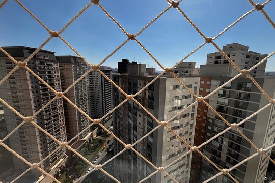 Vista da Sacada de apartamento para alugar com 1 quarto, 55m² em Alphaville Empresarial, Barueri