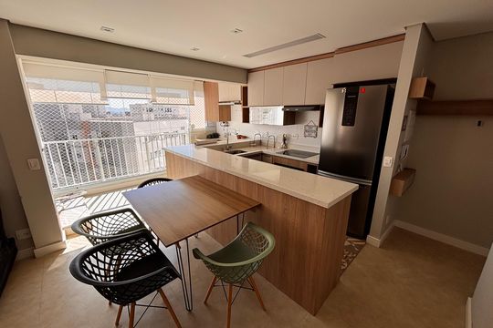 Apartamento para alugar com 1 quarto, 55m² em Alphaville Empresarial, Barueri
