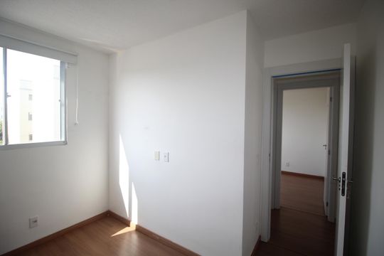 Quarto 2 de apartamento para alugar com 2 quartos, 39m² em Santa Fé, Porto Alegre