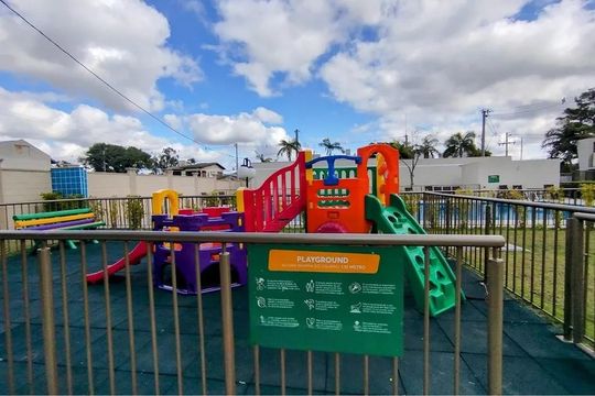 Área externa de apartamento para alugar com 2 quartos, 40m² em Fátima, Canoas