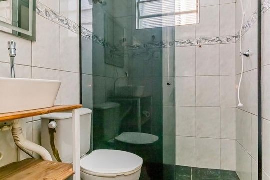 Banheiro de apartamento para alugar com 2 quartos, 87m² em Jardim São Pedro, Porto Alegre