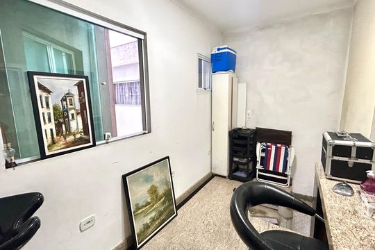 Espaço BEAUTY  de casa à venda com 2 quartos, 200m² em Parque Flamengo, Guarulhos