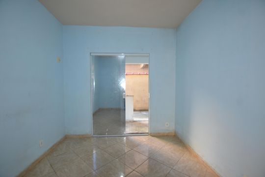Casa para alugar com 2 quartos, 55m² em Marechal Hermes, Rio de Janeiro