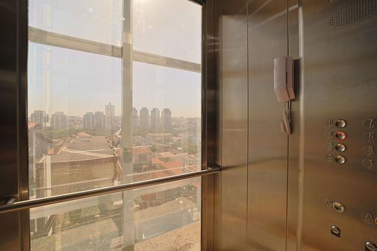 elevador de apartamento para alugar com 2 quartos, 55m² em Vila Talarico, São Paulo