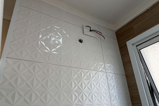Banheiro de apartamento para alugar com 2 quartos, 49m² em Areia Branca, Santos