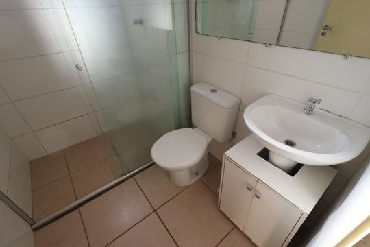 Banheiro de apartamento para alugar com 2 quartos, 42m² em (l-9), Ribeirão Preto