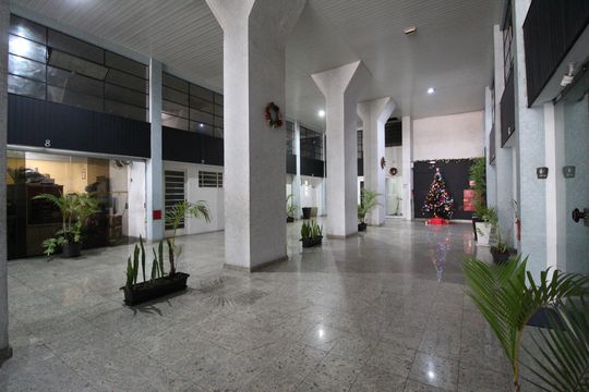 Hall Social de apartamento à venda com 2 quartos, 70m² em Vila Nova Conceição, São Paulo