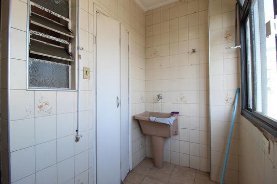 Área de Serviço de apartamento à venda com 2 quartos, 70m² em Vila Nova Conceição, São Paulo