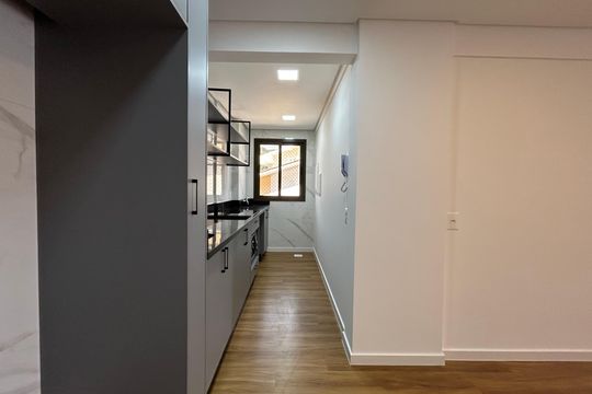 Cozinha de apartamento para alugar com 2 quartos, 71m² em Saco dos Limões, Florianópolis