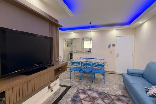 Sala de apartamento para alugar com 3 quartos, 85m² em Jardim Belmar, Guarujá