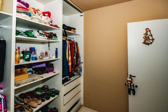 Quarto 1 de apartamento para alugar com 2 quartos, 1m² em Trevo, Belo Horizonte