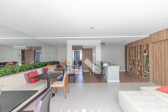 Apartamento para alugar com 1 quarto, 43m² em Campo Belo, São Paulo
