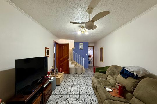 Casa à venda com 2 quartos, 112m² em Vila Campestre, São Paulo