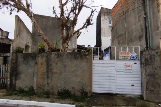 Fachada + Placa de casa à venda com 4 quartos, 270m² em Vila Alpina, São Paulo