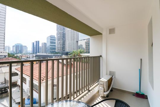 Varanda de kitnet/studio para alugar com 1 quarto, 23m² em Jardim das Acacias, São Paulo
