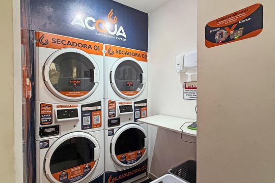 Área comum de kitnet/studio para alugar com 1 quarto, 20m² em Gonzaga, Santos