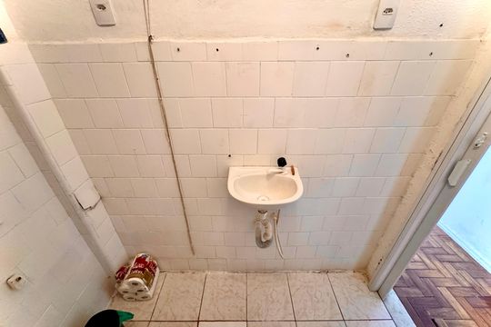 Banheiro social de apartamento para alugar com 1 quarto, 35m² em Centro, Rio de Janeiro