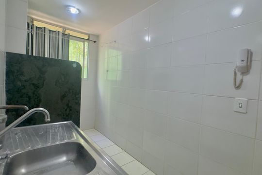 Cozinha de apartamento à venda com 2 quartos, 50m² em Cidade Parque Brasilia, Guarulhos