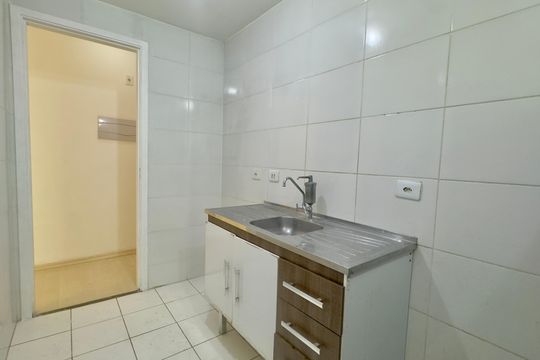 Cozinha de apartamento à venda com 2 quartos, 50m² em Cidade Parque Brasilia, Guarulhos