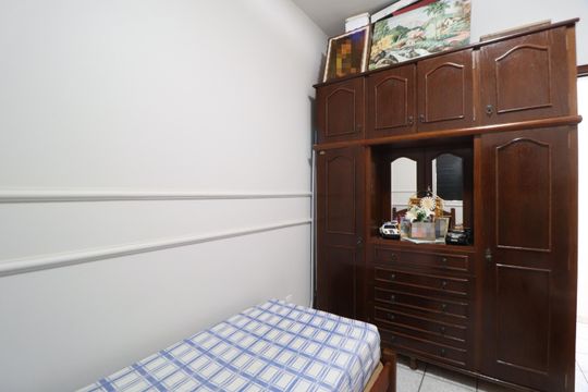 Quarto 1 de apartamento para alugar com 3 quartos, 69m² em Santa Mônica, Uberlândia