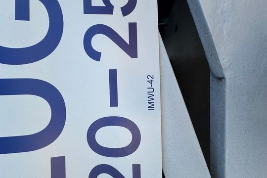 Placa grande de casa para alugar com 3 quartos, 80m² em Metalúrgicos, Osasco